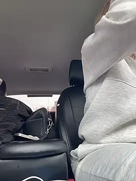 Sembang XXX Secara Langsung MerlinDave