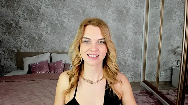 Chat +18 de LunaFlinn ao vivo