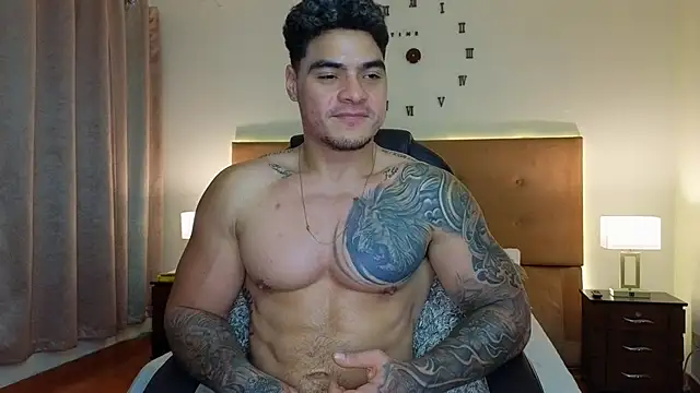 Show modela Steven_Velez na web-kameri