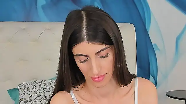 Chatroom XXX en direct de SkinnyDolly