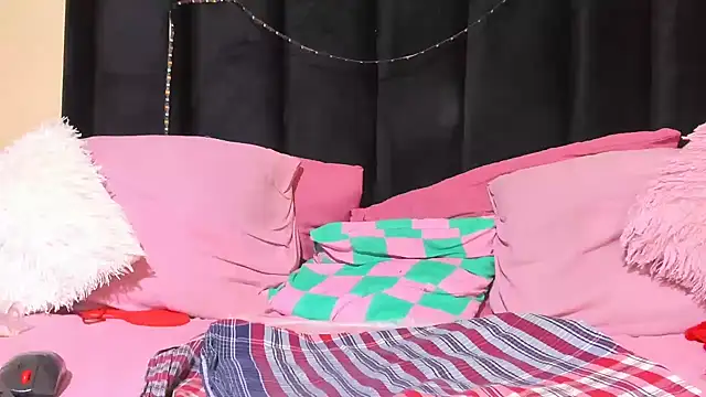 Chatroom XXX en direct de AmazingDarkDoll