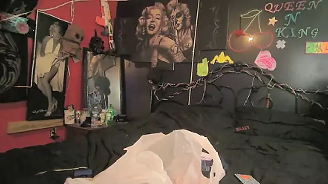 Chatroom XXX en direct de Splash_Queen420