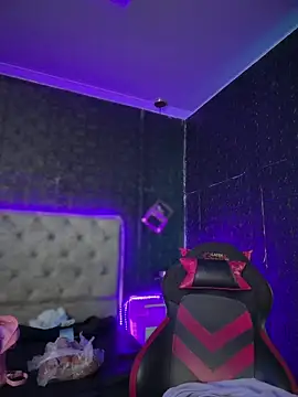 Czat XXX na żywo – Megaan__More