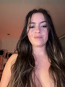 Chatroom XXX en direct de Little__Danni1