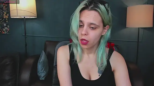 LiraBelle's Live XXX Chat