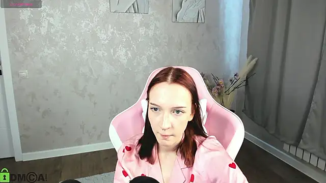 Chatroom XXX en direct de Naomiya-Lee