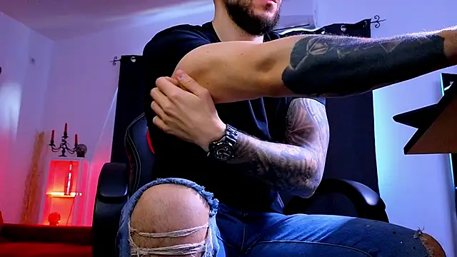 แชท XXX สดของ MightyAaron66