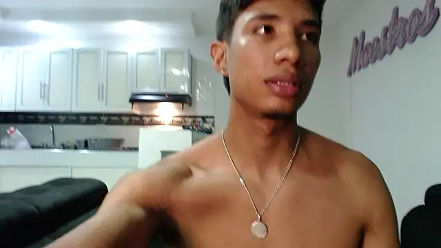 XXX chat uživo modela JacksonCooper1