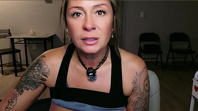 bossyroxy84 Webcam-Show