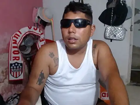 XXX chat uživo modela master_juju1924