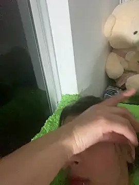 XXX chat uživo modela Candy_Lennon