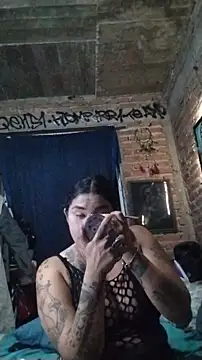 Cristal_queen_n Webbikameraesitys