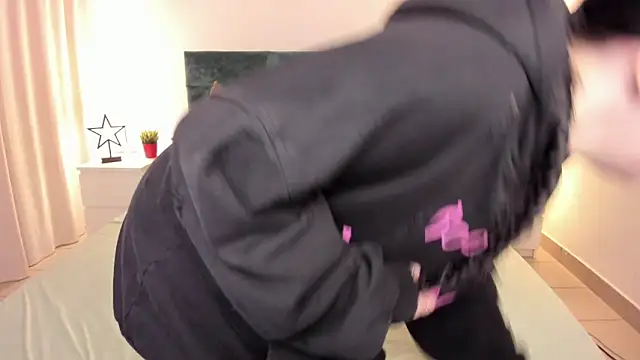 missAngellina 现场XXX聊天