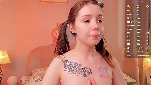 XXX chat uživo modela DominikaElis