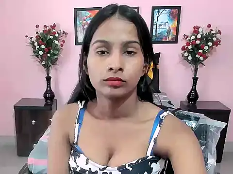 Melis_Sandra Adlı Modelin Canlı XXX Sohbeti