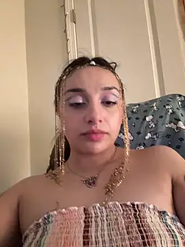 Živý XXX chat CharmingMaddie