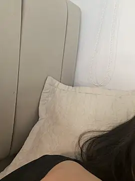 HilaryBlaze Adlı Modelin Canlı XXX Sohbeti