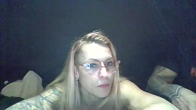 แชท XXX สดของ Fit4Kink