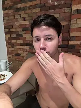 Živý XXX chat RicoValen