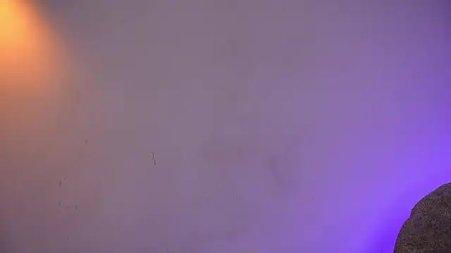 Chat +18 de anyiled_hot ao vivo