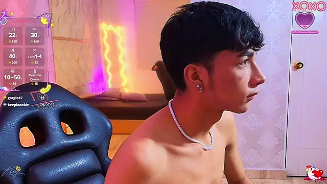 osamu_tay 即時 XXX 聊天