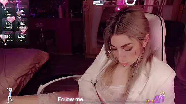 Chat XXX ao vivo de AnnieGOld_