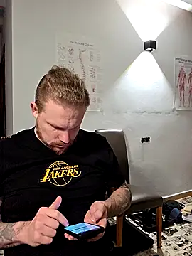 Czat XXX na żywo – kylie_blck