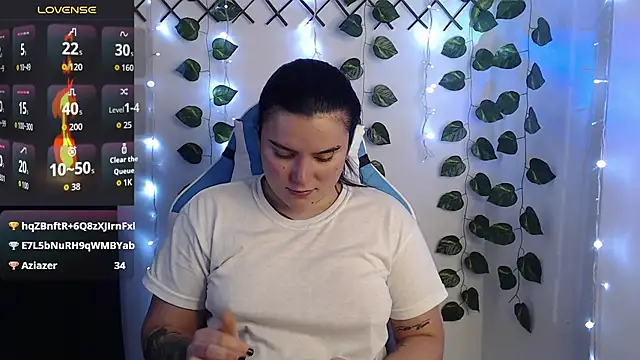 Chat +18 de Nika_1_ ao vivo