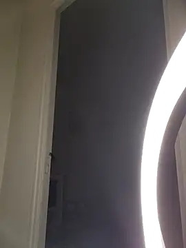 AMYRA_HOT Adlı Modelin Canlı XXX Sohbeti