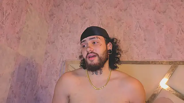 Benny_and_Mark Chat XXX in diretta