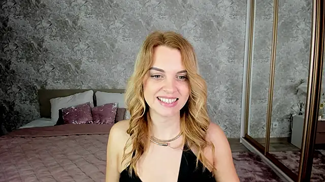 Chat +18 de LunaFlinn ao vivo