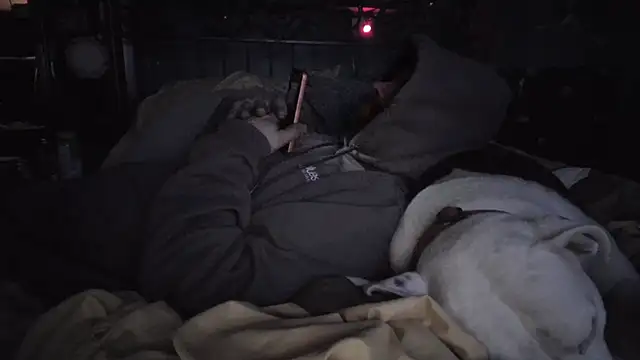 charactrzero élő XXX-chatje