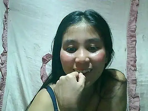 SexyAsianPussy4u Chat XXX in diretta