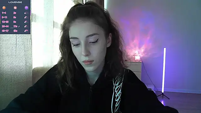 eskatmi's Live XXX Chat