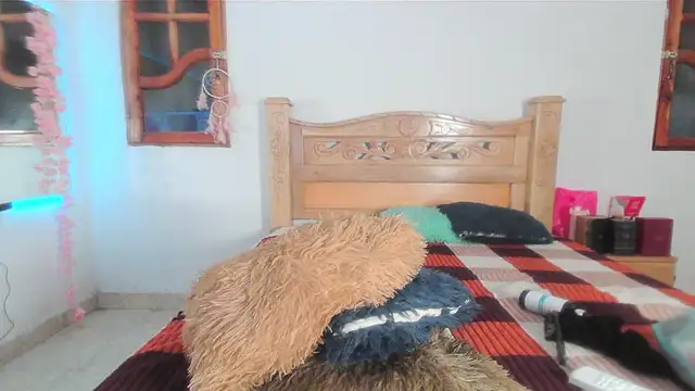 bratz_glloe Live XXX-Chat