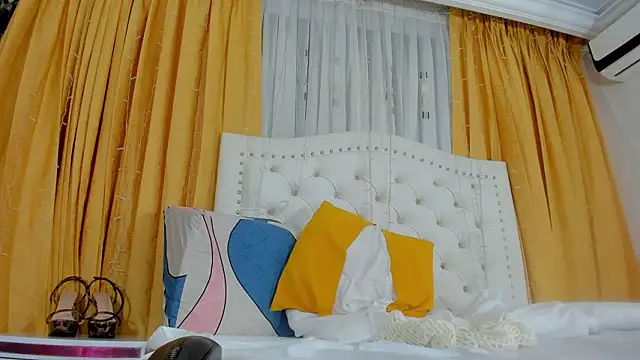 Melisa_Ebony: διαδικτυακό σόου στην κάμερα