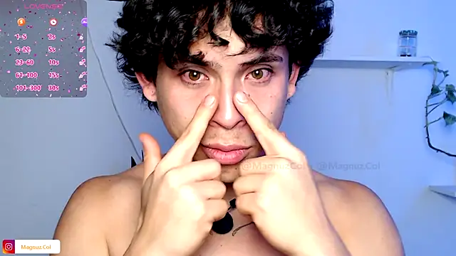 Magnuz_Col 即時 XXX 聊天