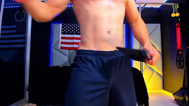 Aydenmiller96 即時 XXX 聊天