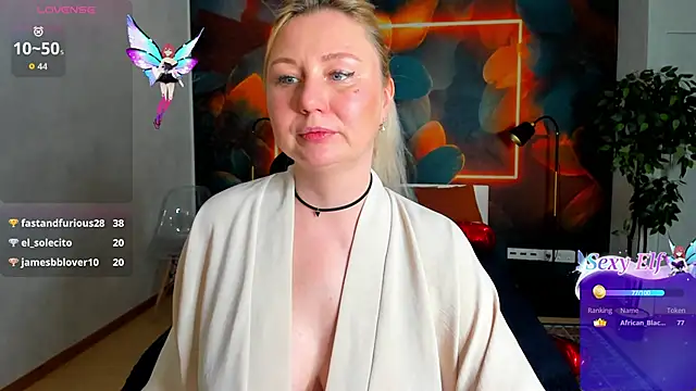 scent__of_woman's Live XXX Chat