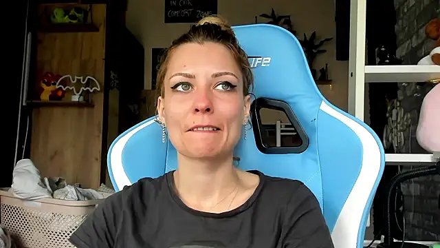 karo123421 – Naživo XXX chat