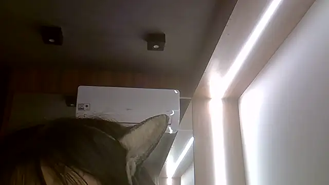 SkinnyKittenのウェブカメラショー