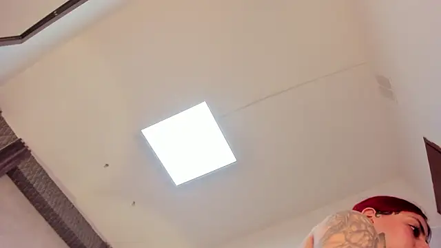 selene_red_ Live XXX-chat