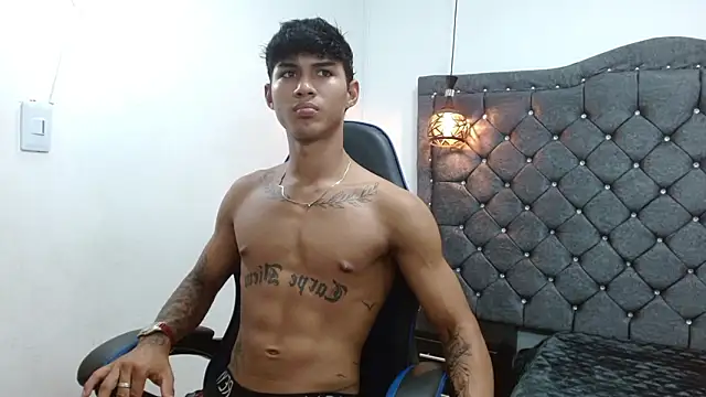 luka_big18 即時 XXX 聊天