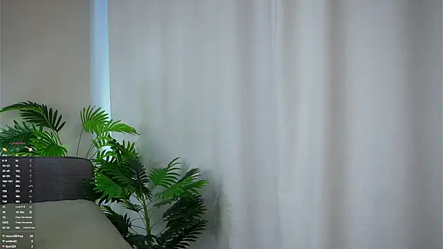 Chat XXX en directo de ClarineCasebolt