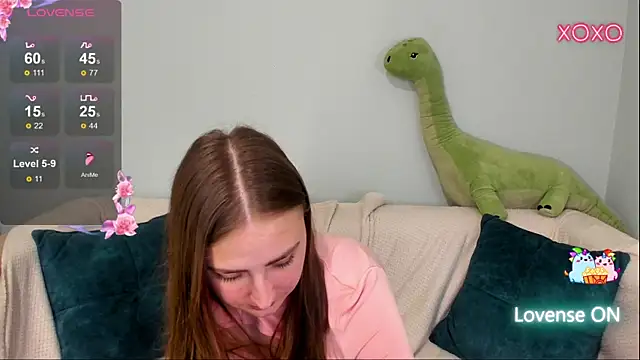 MilliStrii 现场XXX聊天