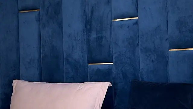 YasminaMoon's Live XXX Chat