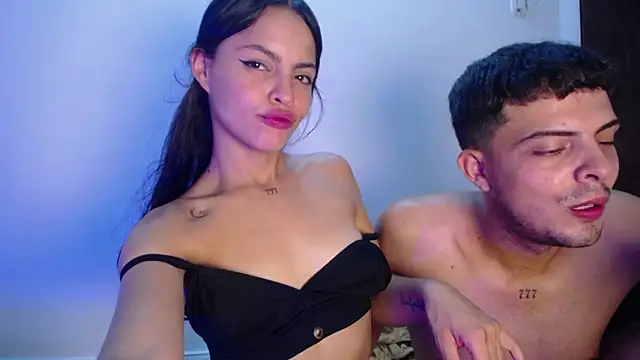 SharlottEssence's Live XXX Chat