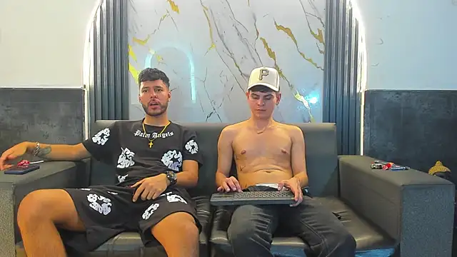 Angel_Villareal ওয়েবক্যাম শো