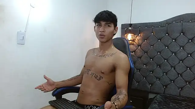 luka_big18 Chat XXX in diretta