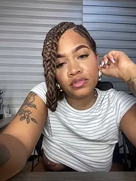 Show Webcam de riri_brunnete